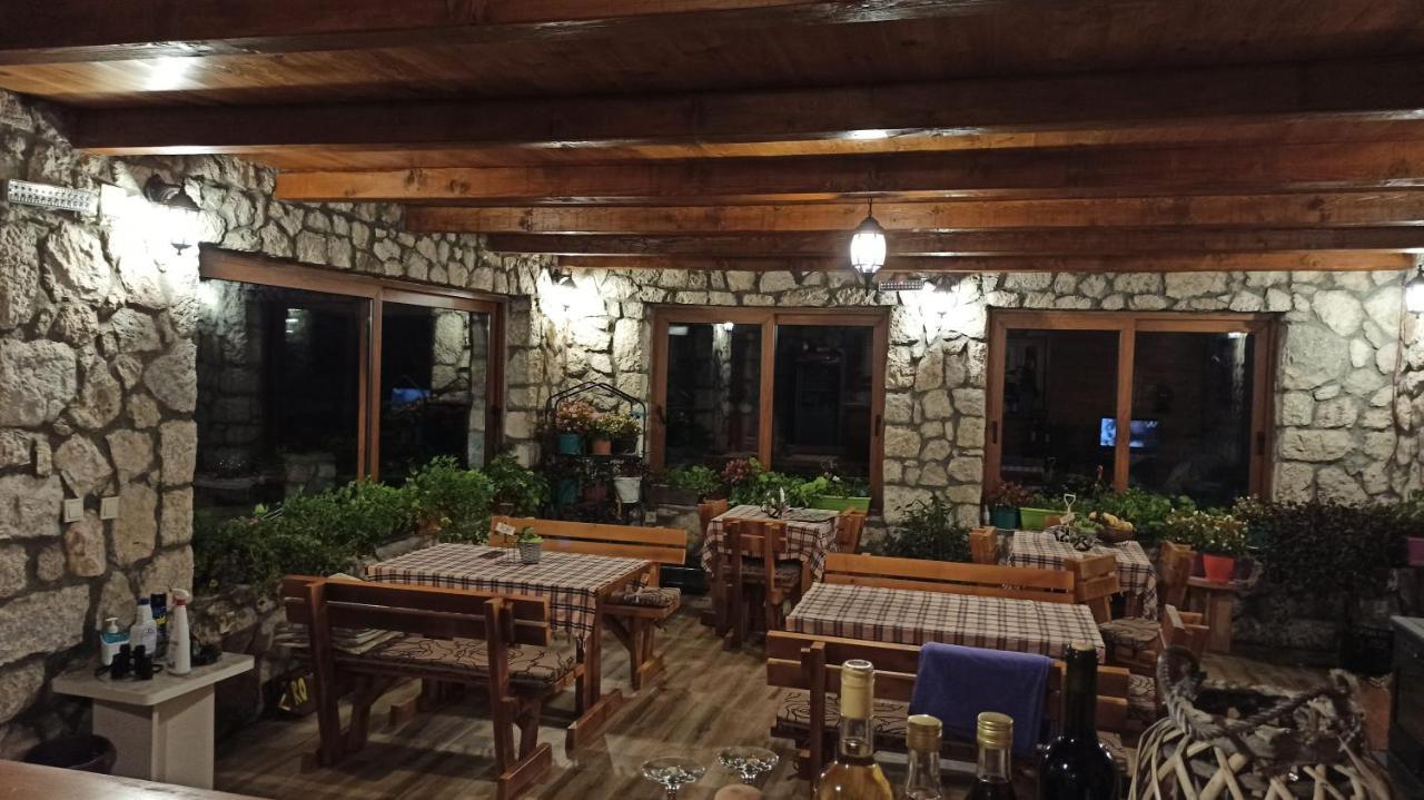 Village House - Novak Rijecani Риека-Црноевича Экстерьер фото